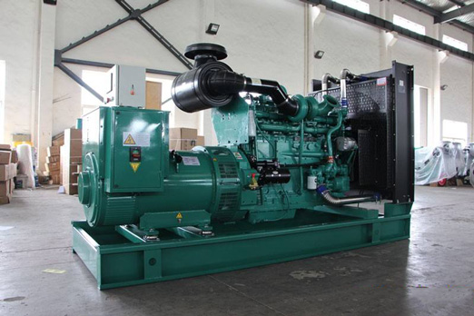 峡江320kw康明斯柴油发电车出租组图片 峡江320kw康明斯柴油发电车出租组图片